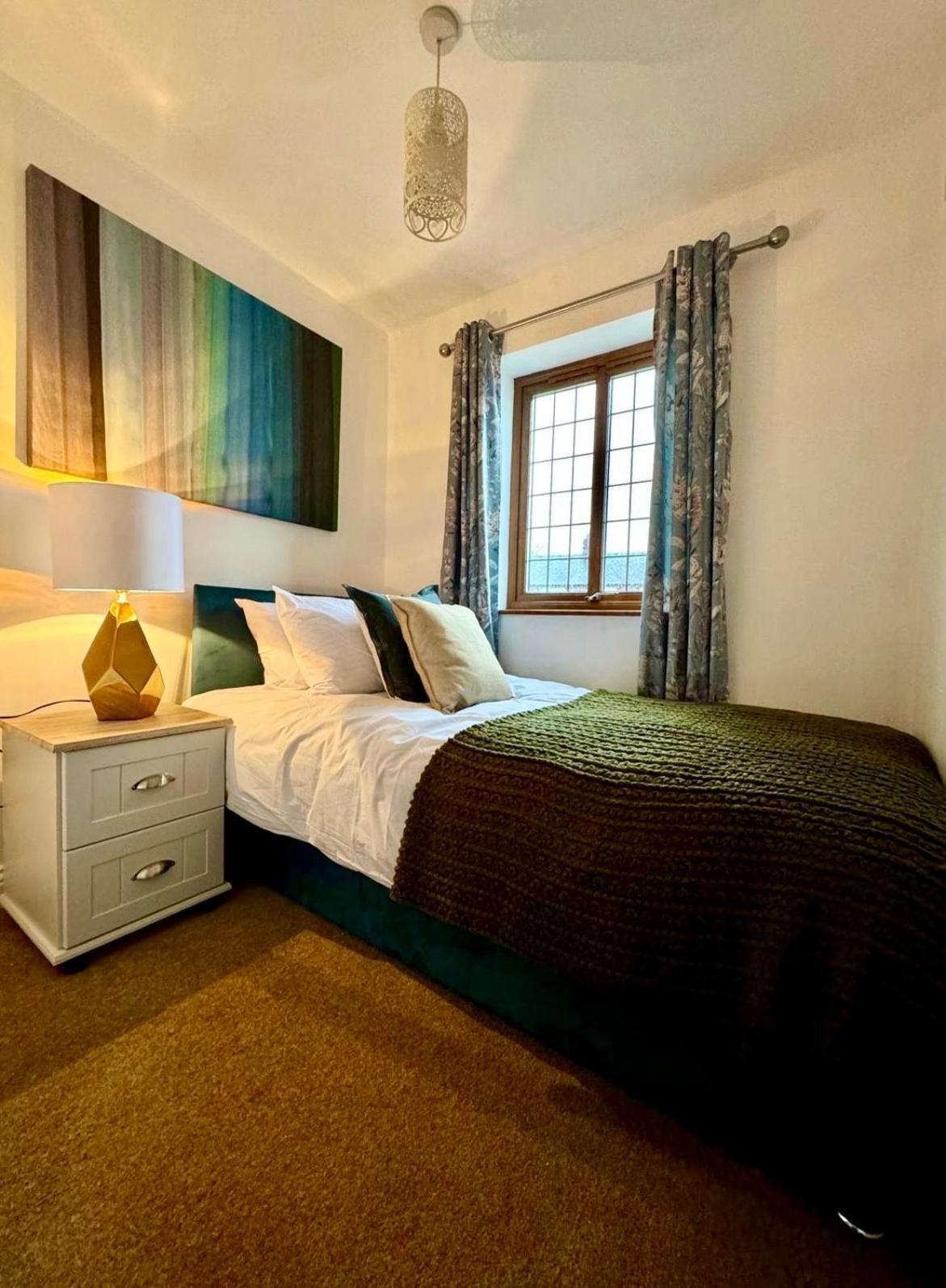 3Br House Ossett-Wakefield, Free Parking 3 Cars Wi Fi Long Stays Εξωτερικό φωτογραφία