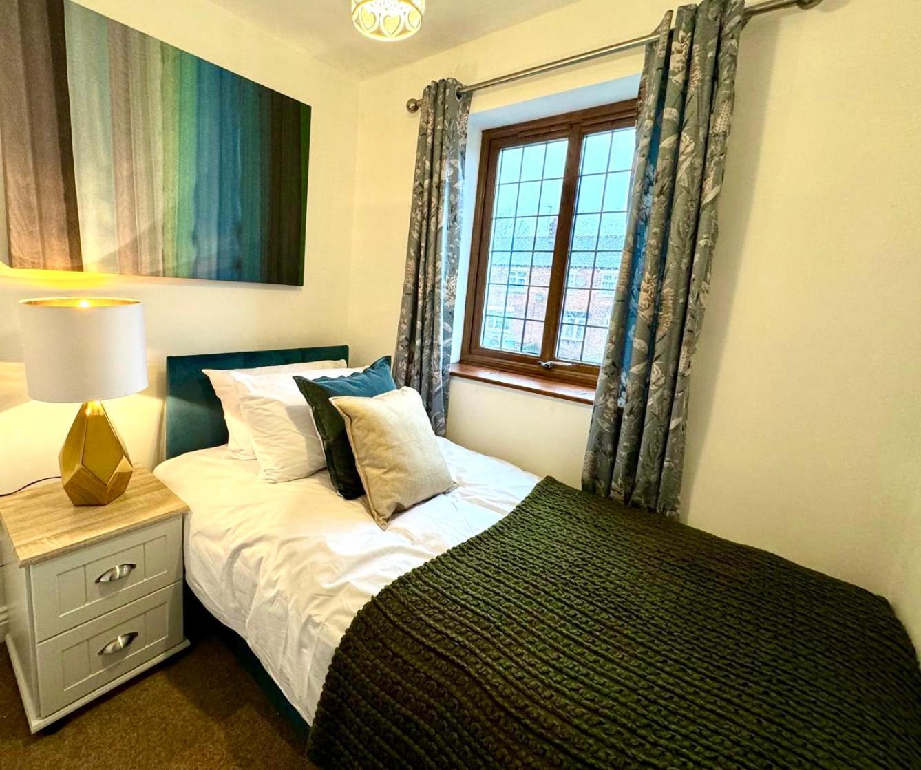 3Br House Ossett-Wakefield, Free Parking 3 Cars Wi Fi Long Stays Εξωτερικό φωτογραφία