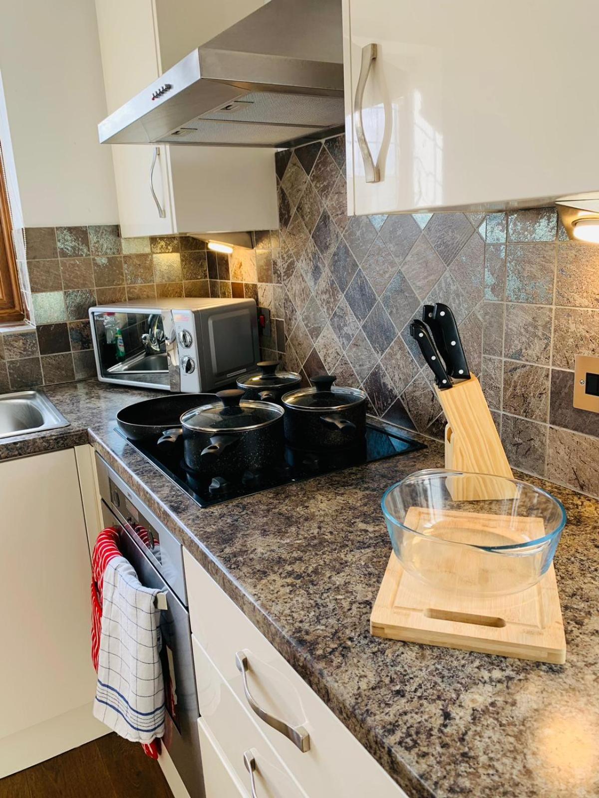 3Br House Ossett-Wakefield, Free Parking 3 Cars Wi Fi Long Stays Εξωτερικό φωτογραφία
