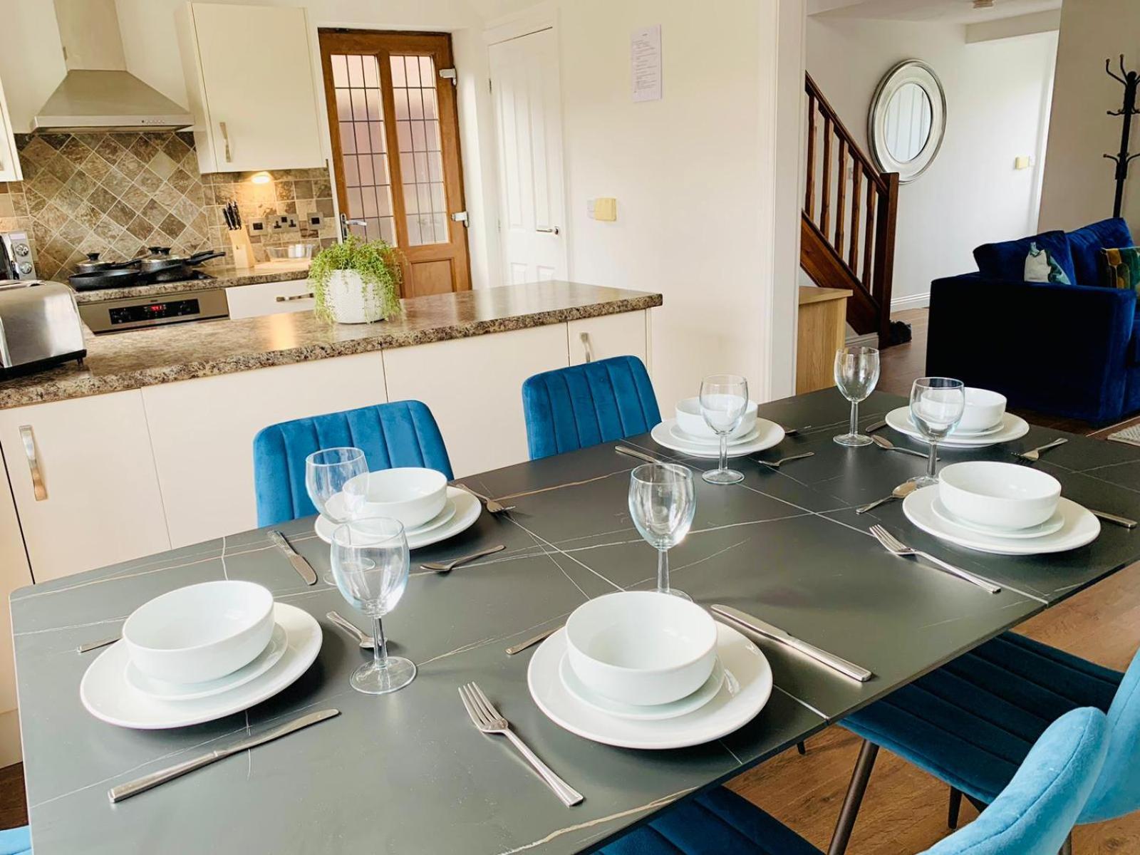 3Br House Ossett-Wakefield, Free Parking 3 Cars Wi Fi Long Stays Εξωτερικό φωτογραφία